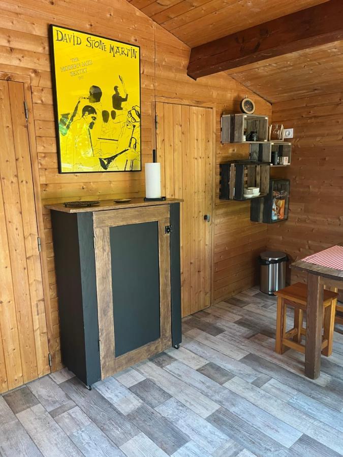 Les Petits Chalets De Dudu La Voulte-sur-Rhone Exterior foto
